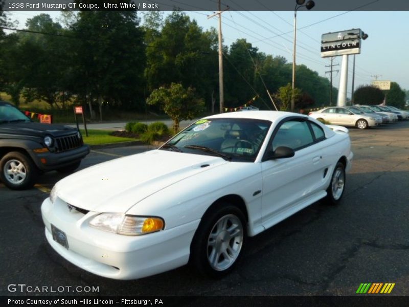 Ultra White / Black 1998 Ford Mustang GT Coupe