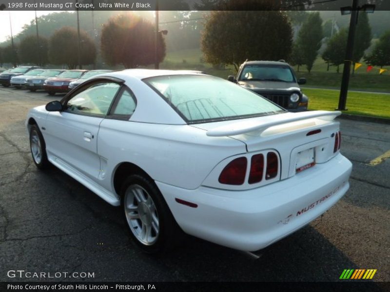 Ultra White / Black 1998 Ford Mustang GT Coupe