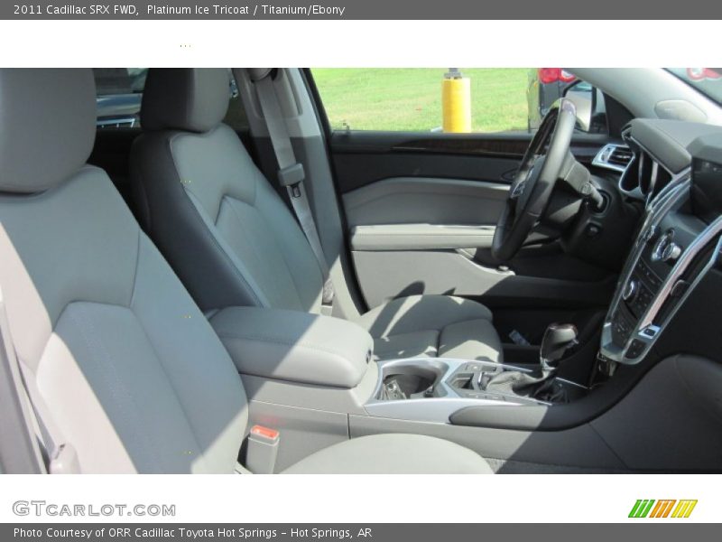 Platinum Ice Tricoat / Titanium/Ebony 2011 Cadillac SRX FWD