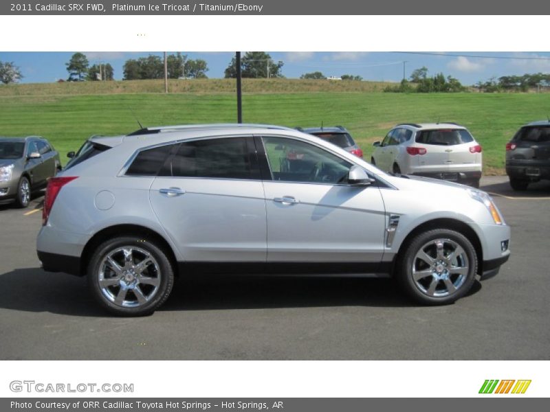 Platinum Ice Tricoat / Titanium/Ebony 2011 Cadillac SRX FWD