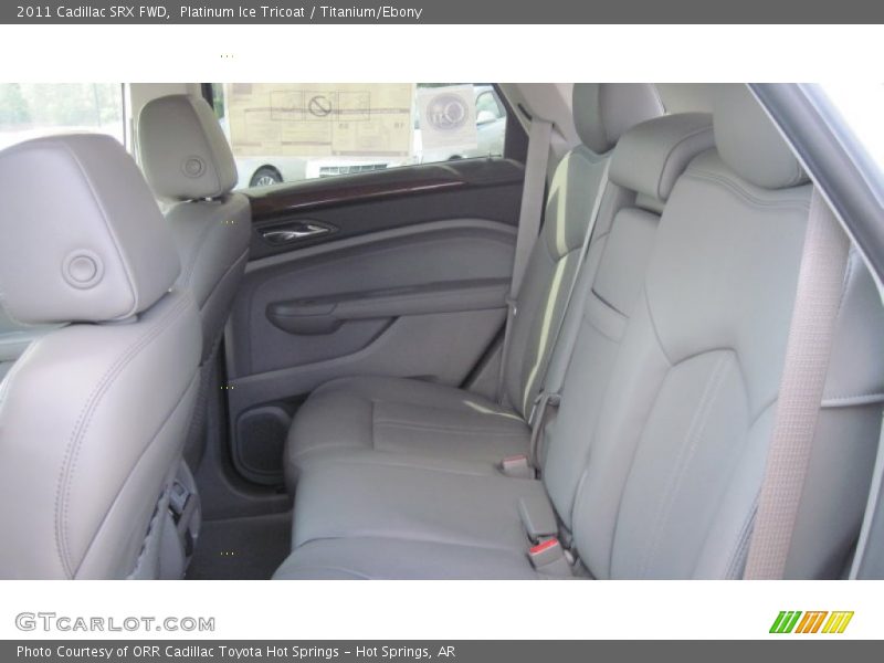 Platinum Ice Tricoat / Titanium/Ebony 2011 Cadillac SRX FWD