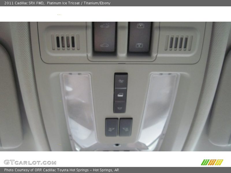 Platinum Ice Tricoat / Titanium/Ebony 2011 Cadillac SRX FWD