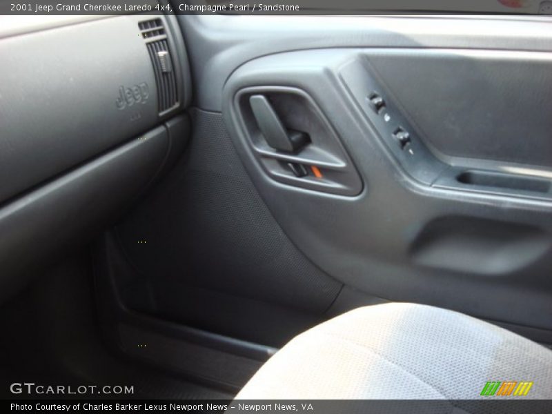 Champagne Pearl / Sandstone 2001 Jeep Grand Cherokee Laredo 4x4