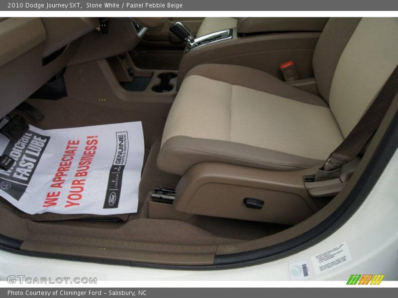 Stone White / Pastel Pebble Beige 2010 Dodge Journey SXT