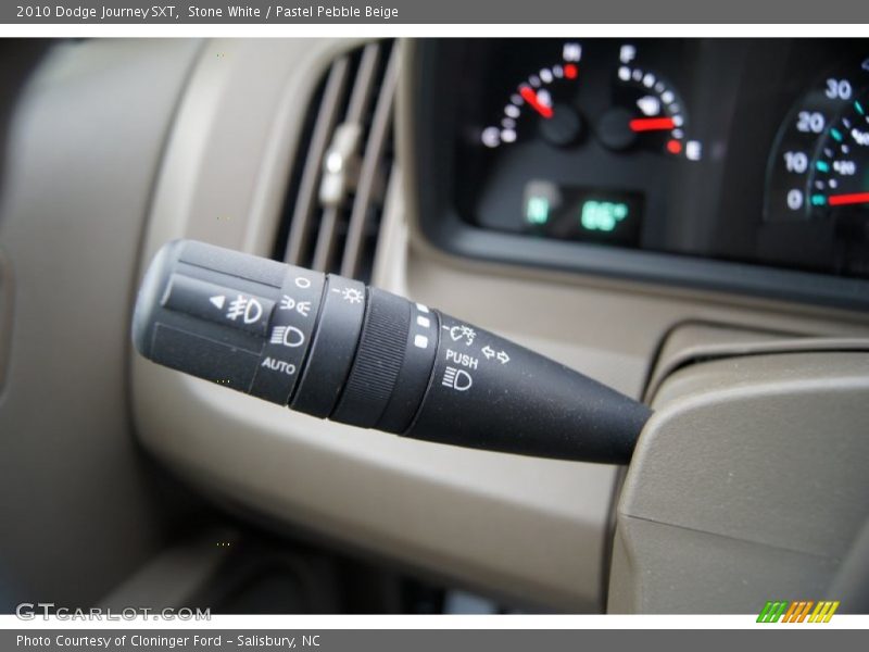 Stone White / Pastel Pebble Beige 2010 Dodge Journey SXT