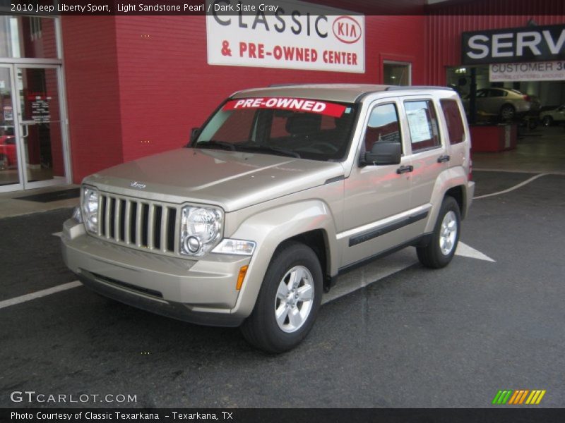 Light Sandstone Pearl / Dark Slate Gray 2010 Jeep Liberty Sport