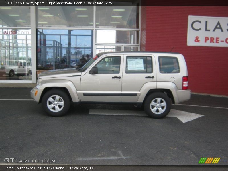 Light Sandstone Pearl / Dark Slate Gray 2010 Jeep Liberty Sport