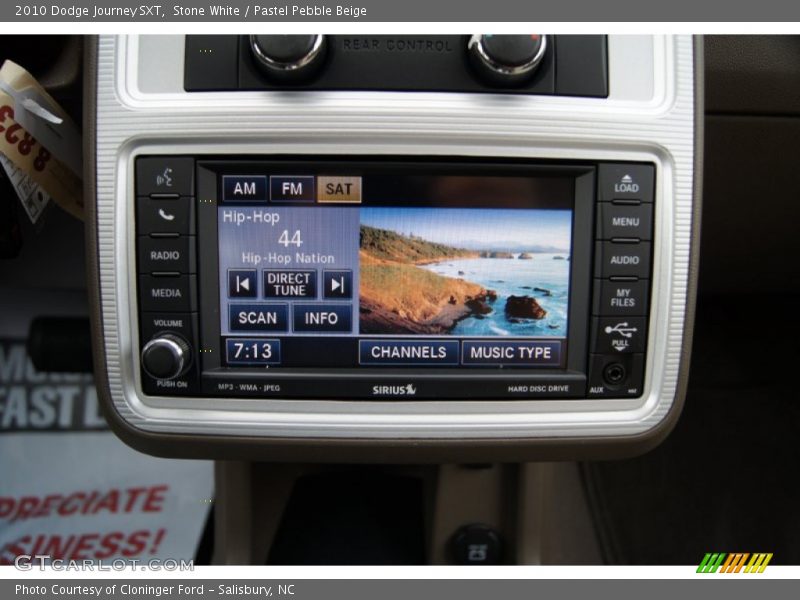 Stone White / Pastel Pebble Beige 2010 Dodge Journey SXT