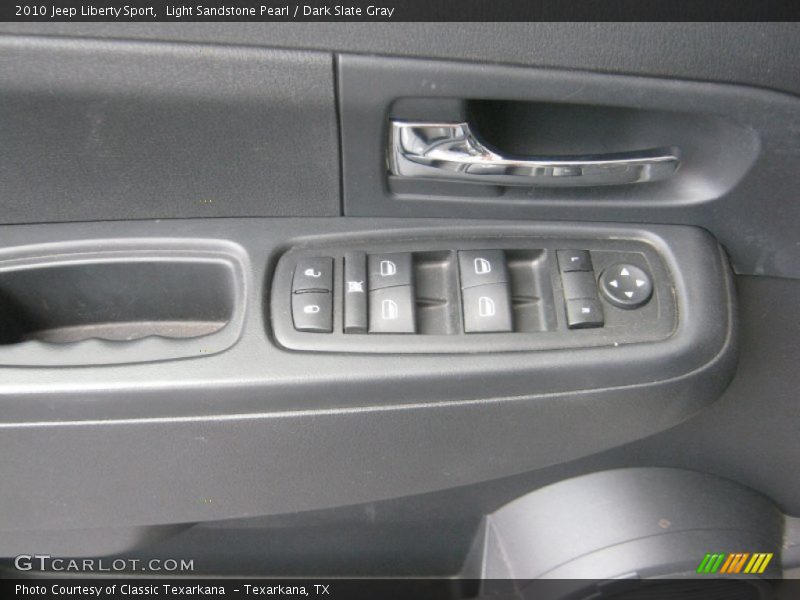 Light Sandstone Pearl / Dark Slate Gray 2010 Jeep Liberty Sport