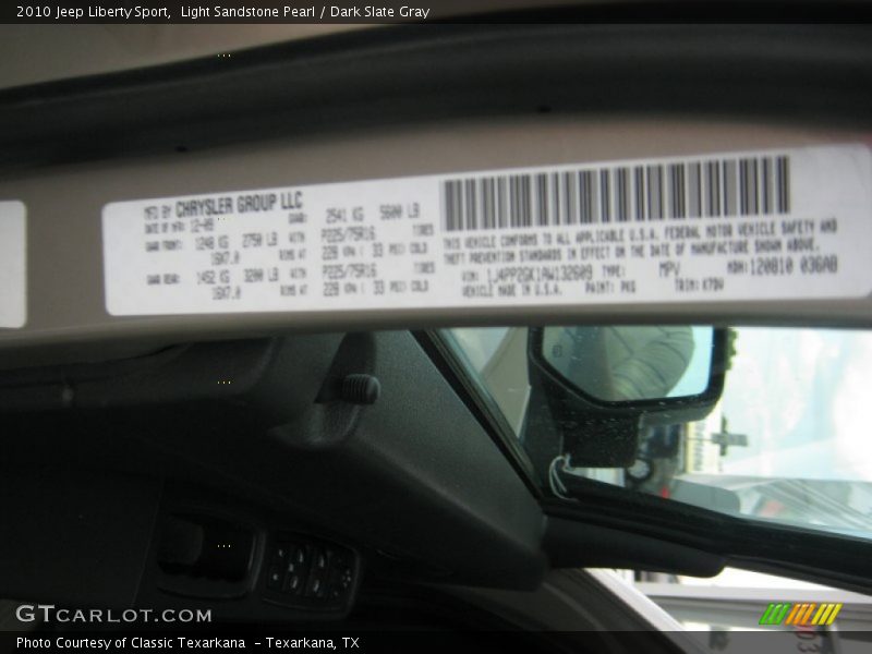 Light Sandstone Pearl / Dark Slate Gray 2010 Jeep Liberty Sport