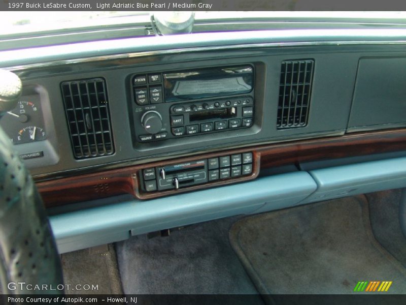 Controls of 1997 LeSabre Custom