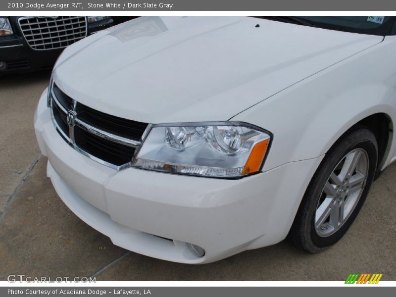 Stone White / Dark Slate Gray 2010 Dodge Avenger R/T
