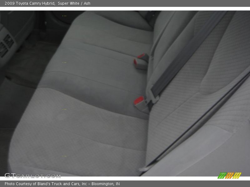 Super White / Ash 2009 Toyota Camry Hybrid