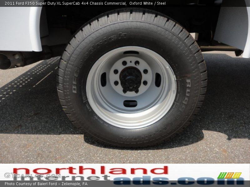 Oxford White / Steel 2011 Ford F350 Super Duty XL SuperCab 4x4 Chassis Commercial