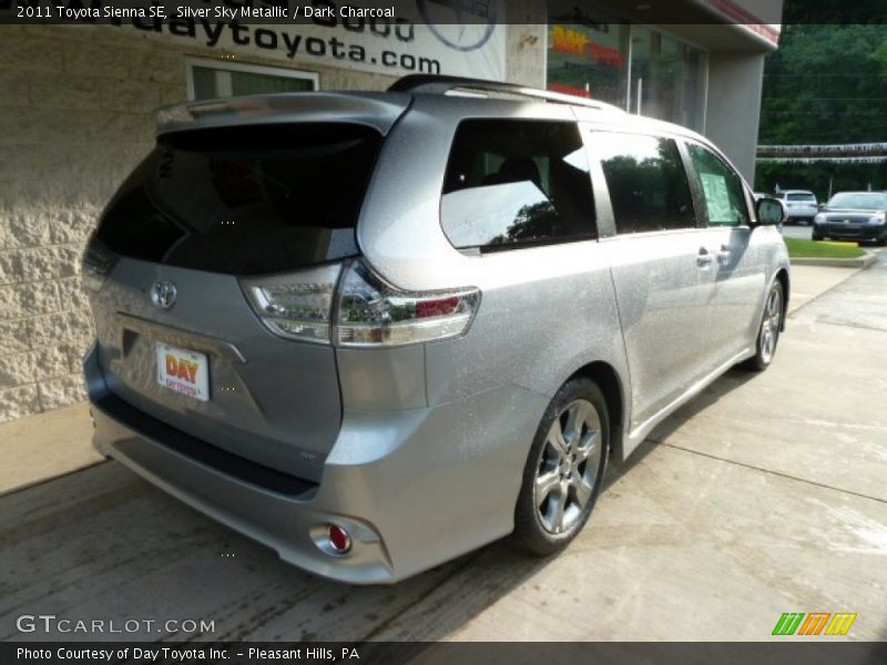  2011 Sienna SE Silver Sky Metallic