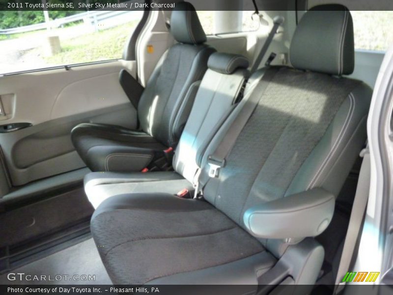  2011 Sienna SE Dark Charcoal Interior