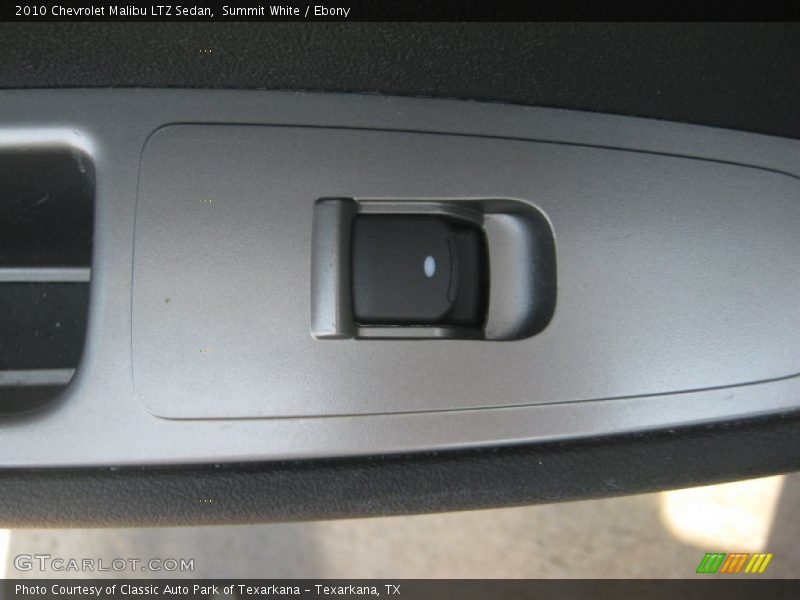 Summit White / Ebony 2010 Chevrolet Malibu LTZ Sedan