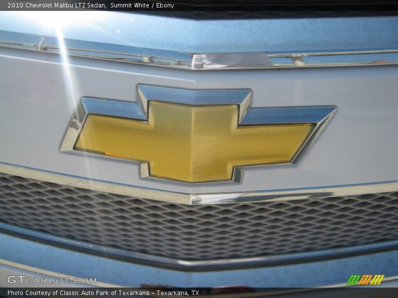 Summit White / Ebony 2010 Chevrolet Malibu LTZ Sedan