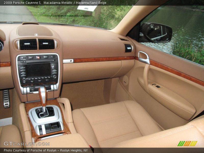 Macadamia Metallic / Havanna/Sand Beige 2009 Porsche Cayenne S