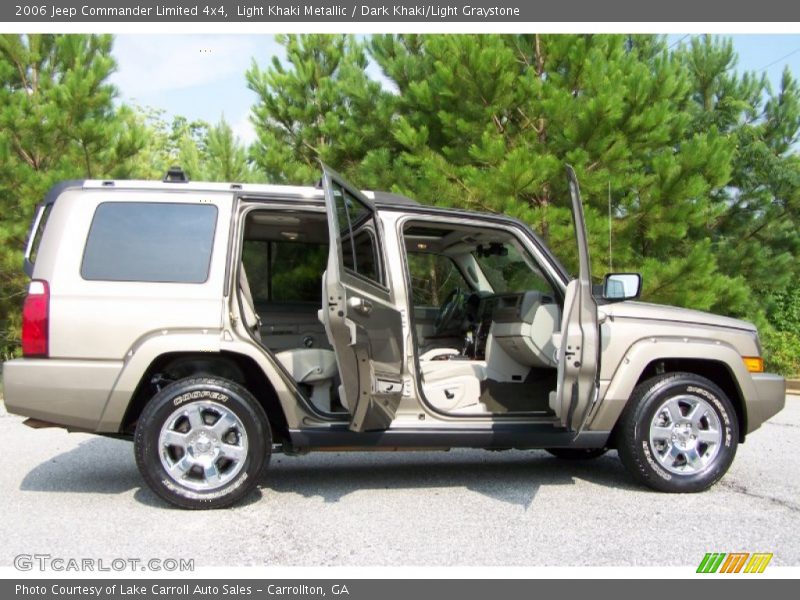 Light Khaki Metallic / Dark Khaki/Light Graystone 2006 Jeep Commander Limited 4x4