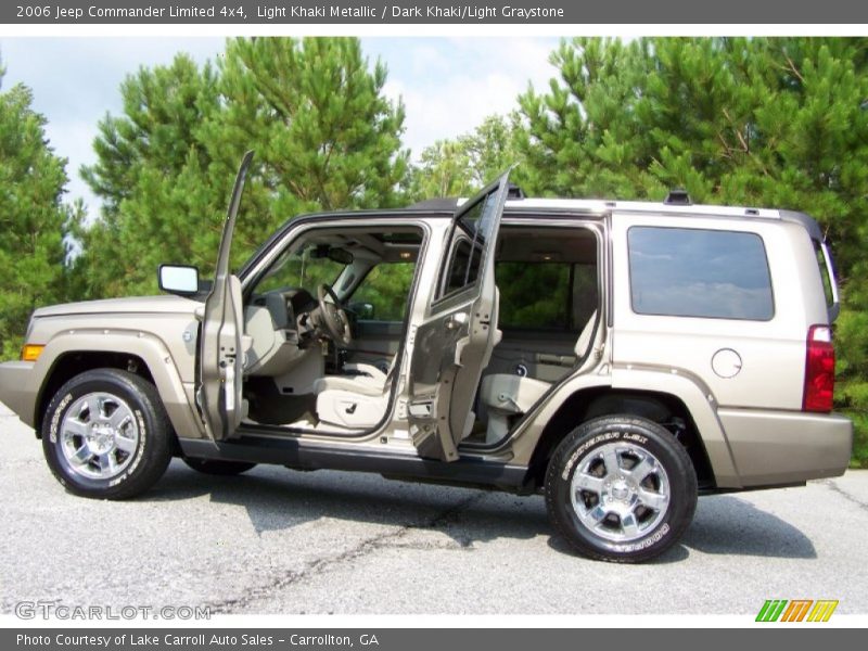 Light Khaki Metallic / Dark Khaki/Light Graystone 2006 Jeep Commander Limited 4x4