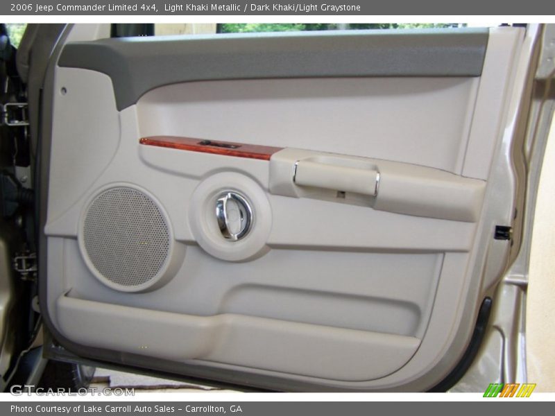 Light Khaki Metallic / Dark Khaki/Light Graystone 2006 Jeep Commander Limited 4x4