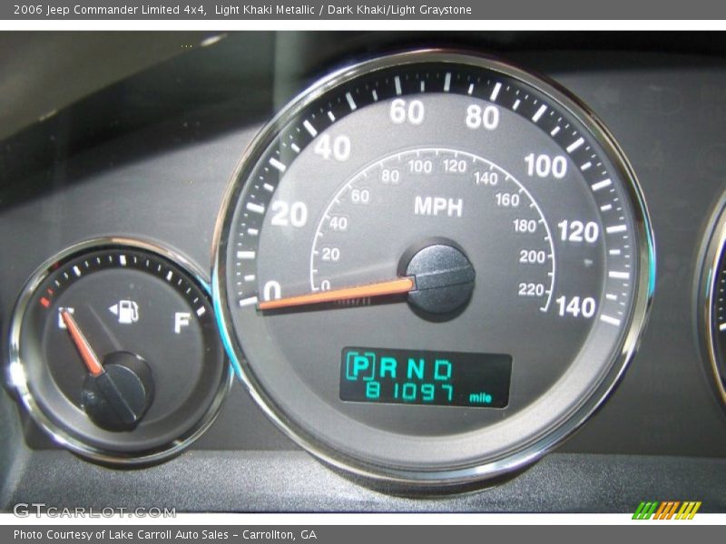 Light Khaki Metallic / Dark Khaki/Light Graystone 2006 Jeep Commander Limited 4x4