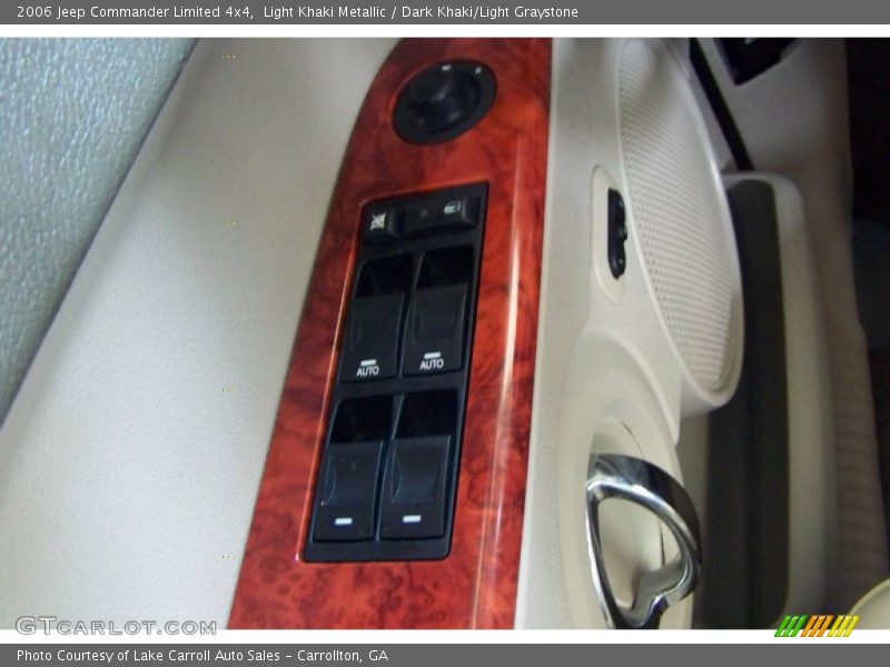 Light Khaki Metallic / Dark Khaki/Light Graystone 2006 Jeep Commander Limited 4x4