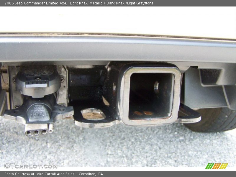 Light Khaki Metallic / Dark Khaki/Light Graystone 2006 Jeep Commander Limited 4x4