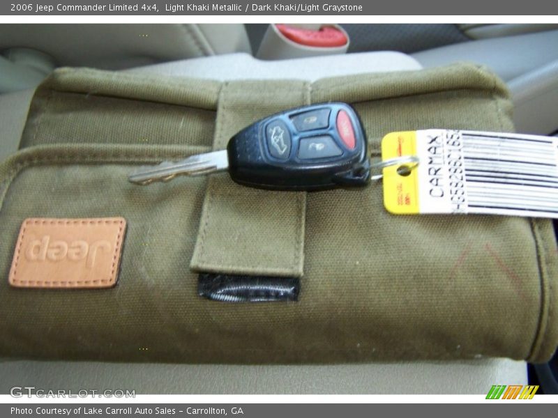 Light Khaki Metallic / Dark Khaki/Light Graystone 2006 Jeep Commander Limited 4x4
