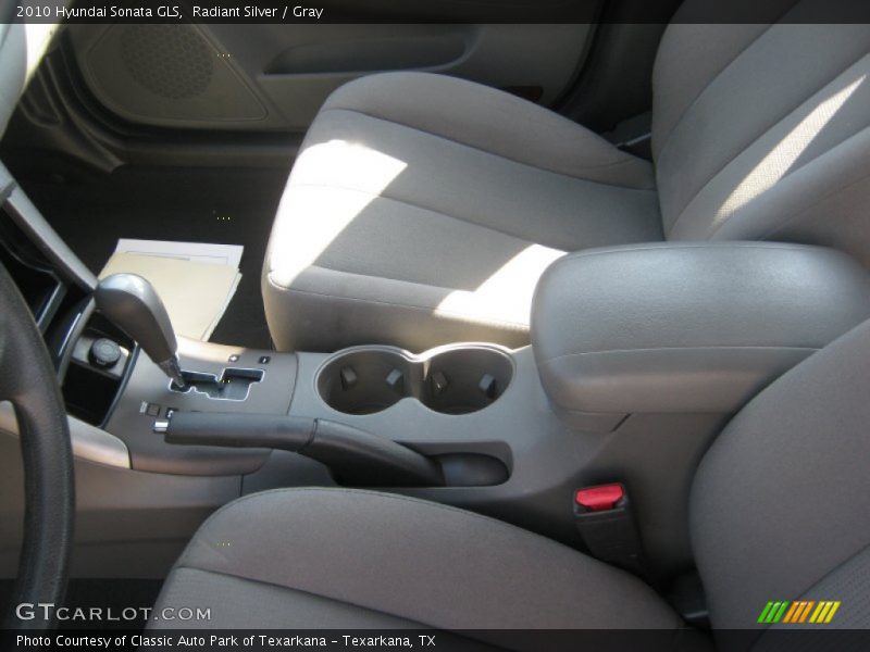 Radiant Silver / Gray 2010 Hyundai Sonata GLS