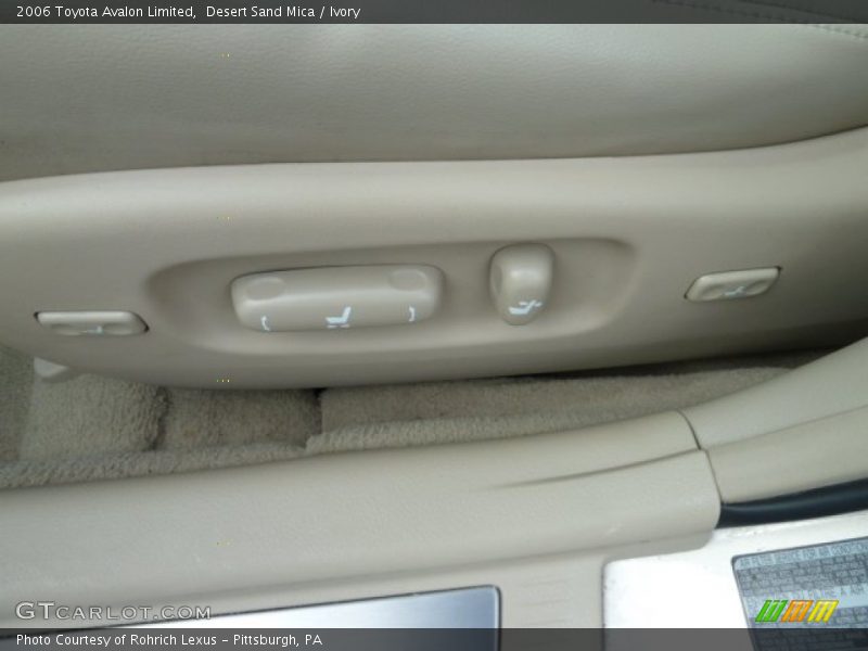 Desert Sand Mica / Ivory 2006 Toyota Avalon Limited