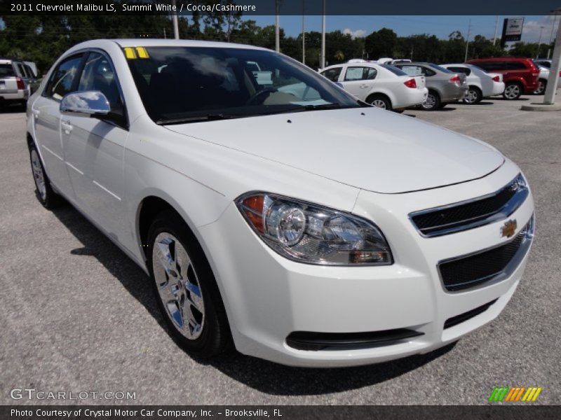 Front 3/4 View of 2011 Malibu LS