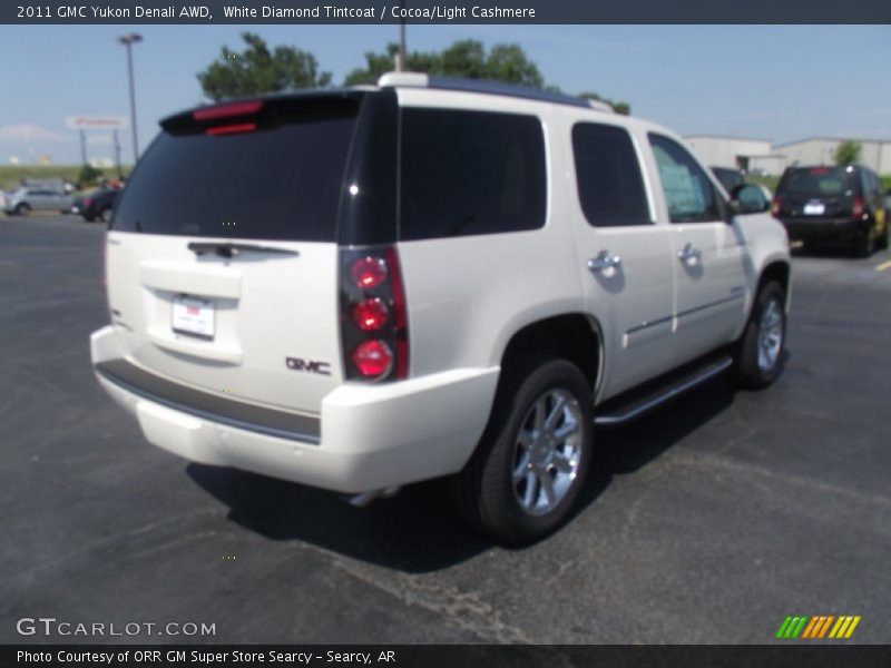 White Diamond Tintcoat / Cocoa/Light Cashmere 2011 GMC Yukon Denali AWD