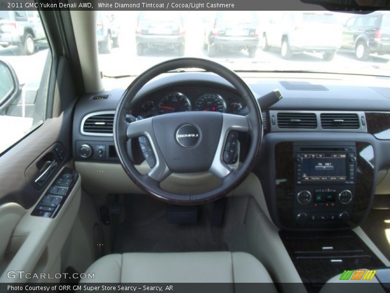 White Diamond Tintcoat / Cocoa/Light Cashmere 2011 GMC Yukon Denali AWD