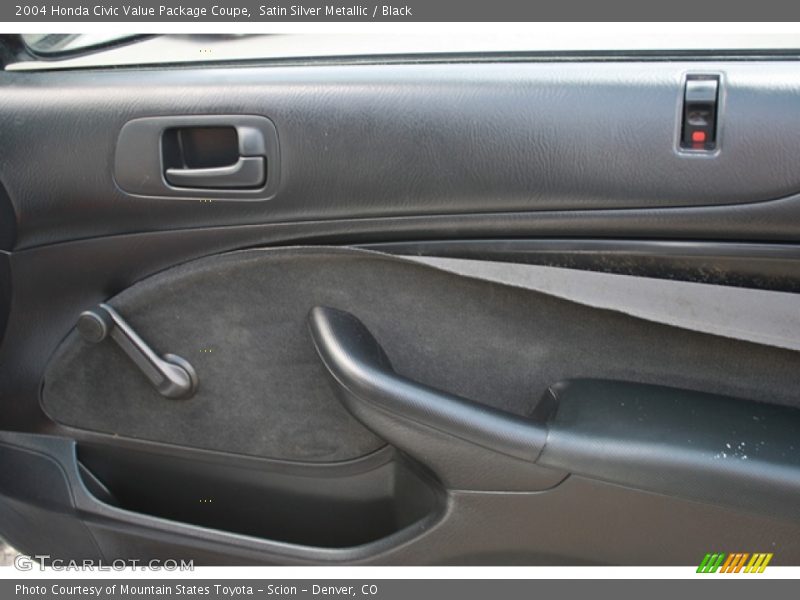 Satin Silver Metallic / Black 2004 Honda Civic Value Package Coupe