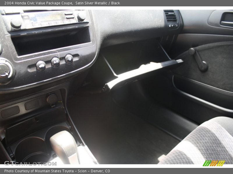 Satin Silver Metallic / Black 2004 Honda Civic Value Package Coupe