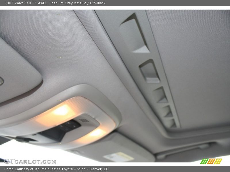 Titanium Gray Metallic / Off-Black 2007 Volvo S40 T5 AWD