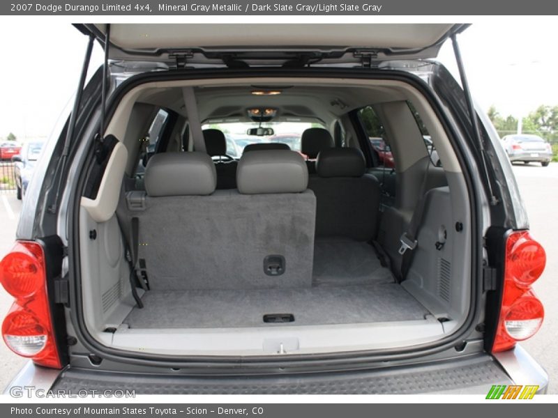  2007 Durango Limited 4x4 Trunk