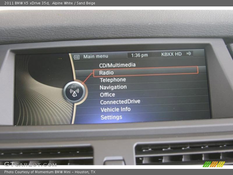Alpine White / Sand Beige 2011 BMW X5 xDrive 35d