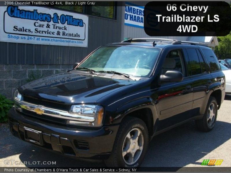 Black / Light Gray 2006 Chevrolet TrailBlazer LS 4x4