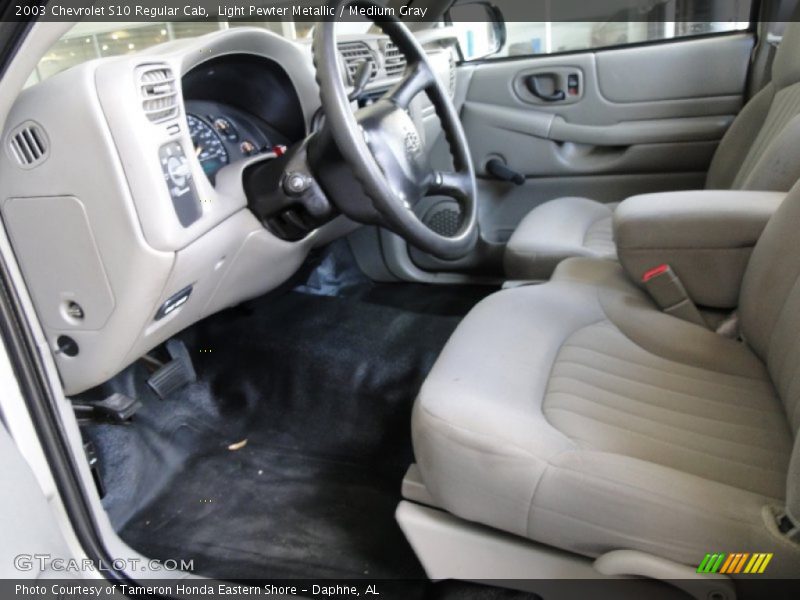 Light Pewter Metallic / Medium Gray 2003 Chevrolet S10 Regular Cab