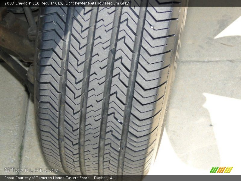 Light Pewter Metallic / Medium Gray 2003 Chevrolet S10 Regular Cab