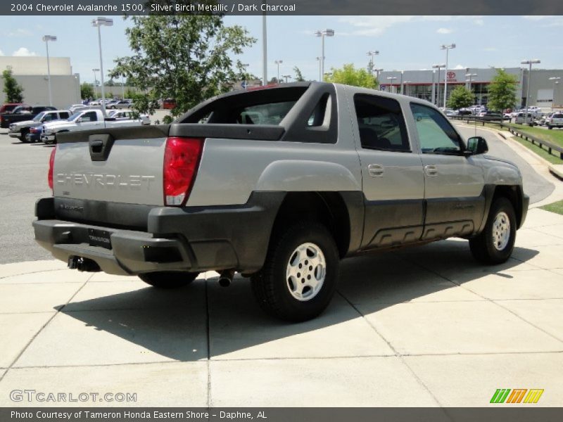 Silver Birch Metallic / Dark Charcoal 2004 Chevrolet Avalanche 1500