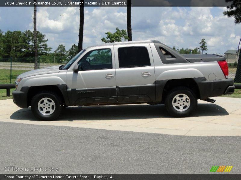 Silver Birch Metallic / Dark Charcoal 2004 Chevrolet Avalanche 1500