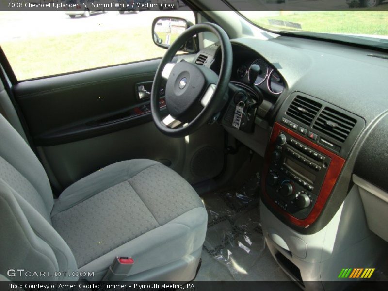 Summit White / Medium Gray 2008 Chevrolet Uplander LS