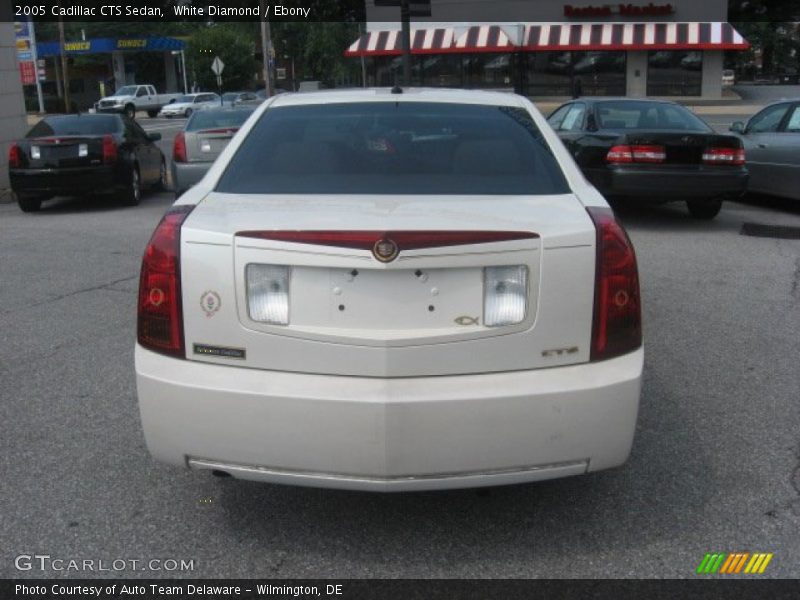 White Diamond / Ebony 2005 Cadillac CTS Sedan