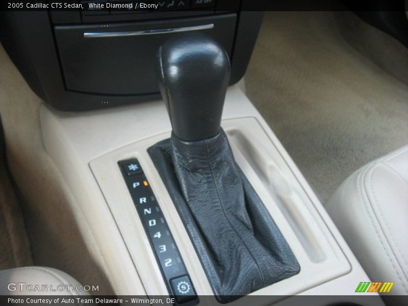 White Diamond / Ebony 2005 Cadillac CTS Sedan
