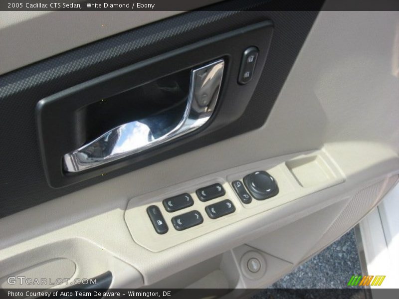 White Diamond / Ebony 2005 Cadillac CTS Sedan