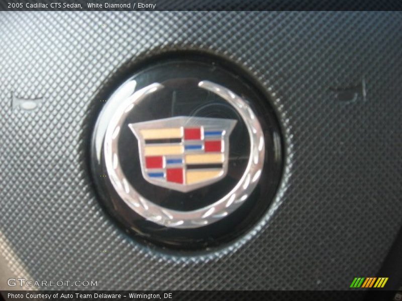 White Diamond / Ebony 2005 Cadillac CTS Sedan